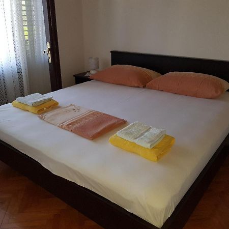 Apartments Orlic 萨利 外观 照片