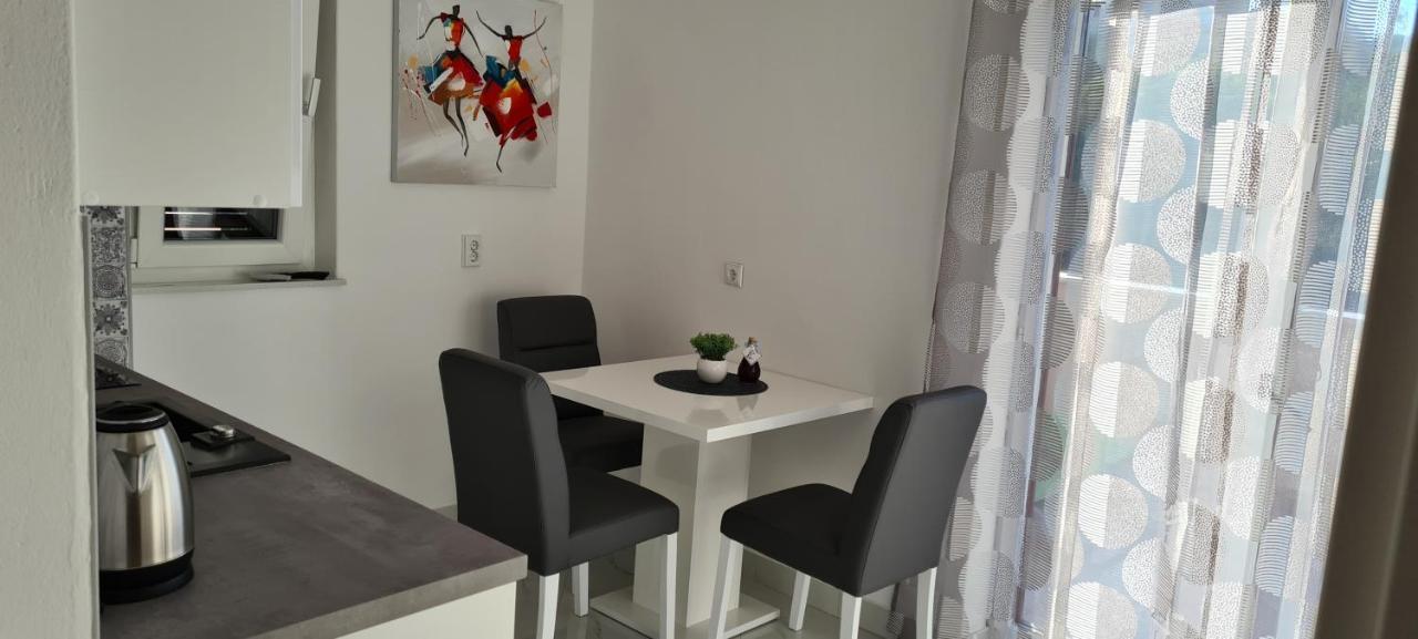 Apartments Orlic 萨利 外观 照片