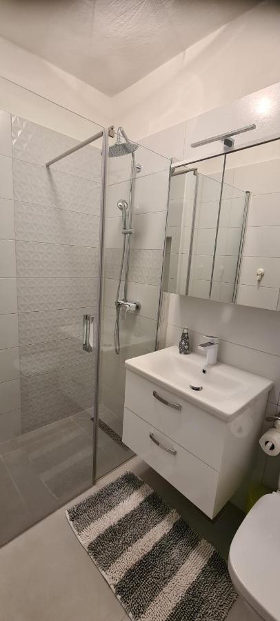 Apartments Orlic 萨利 外观 照片